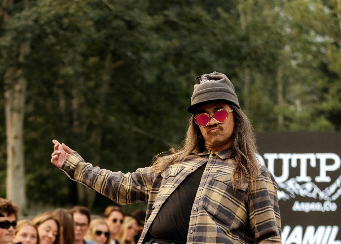 Threads of a Community